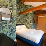 Crashpads Shoreditch Mega Lofts
